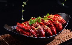 <b>曾是下三流的菜品,小龙虾究竟是怎么火起来的?</b>