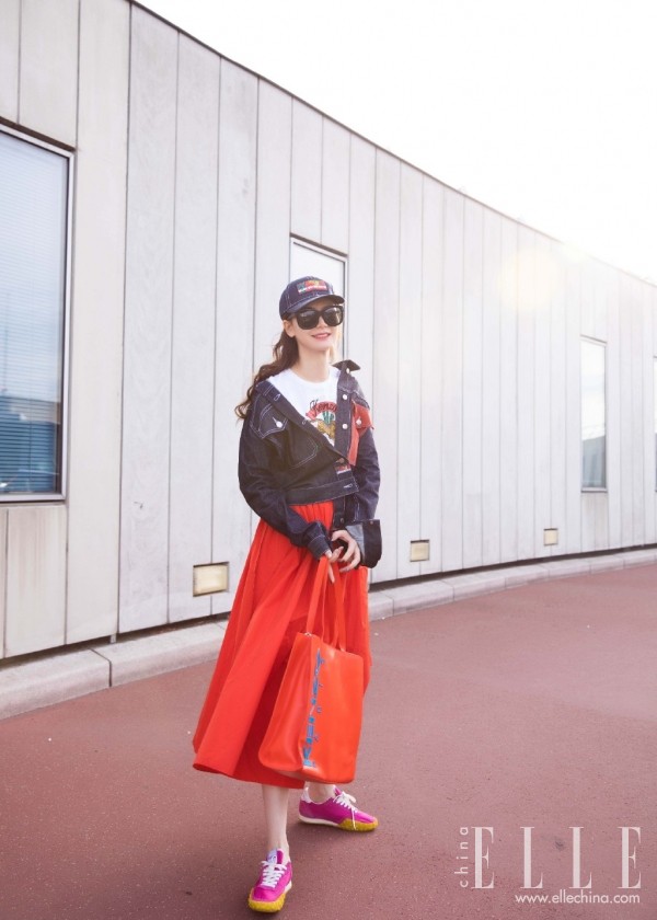 你还在穿OVERSIZE?牛仔外套都流行短一截了!